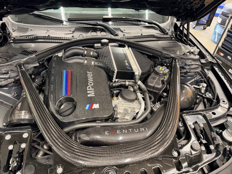 géométrie train roulant sur véhicule sportif 