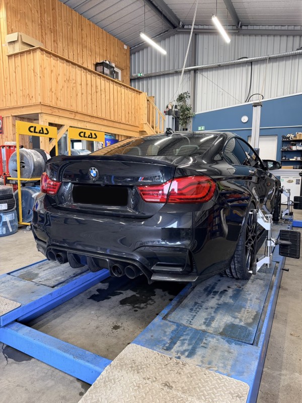 géométrie train roulant sur véhicule sportif 